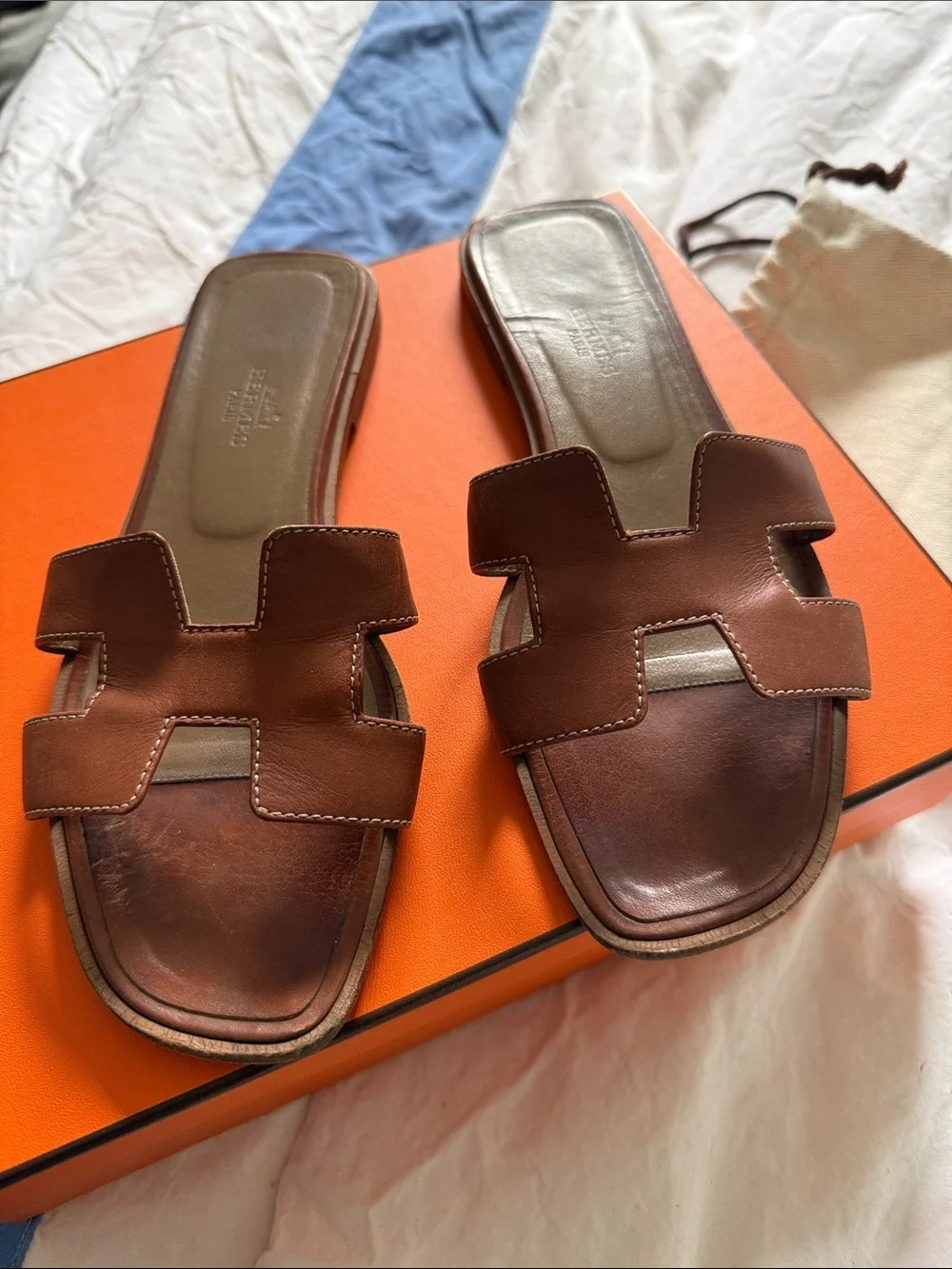Hermes Women's Brown Leather Oran Slide Sandals - Picture 2 of 8
